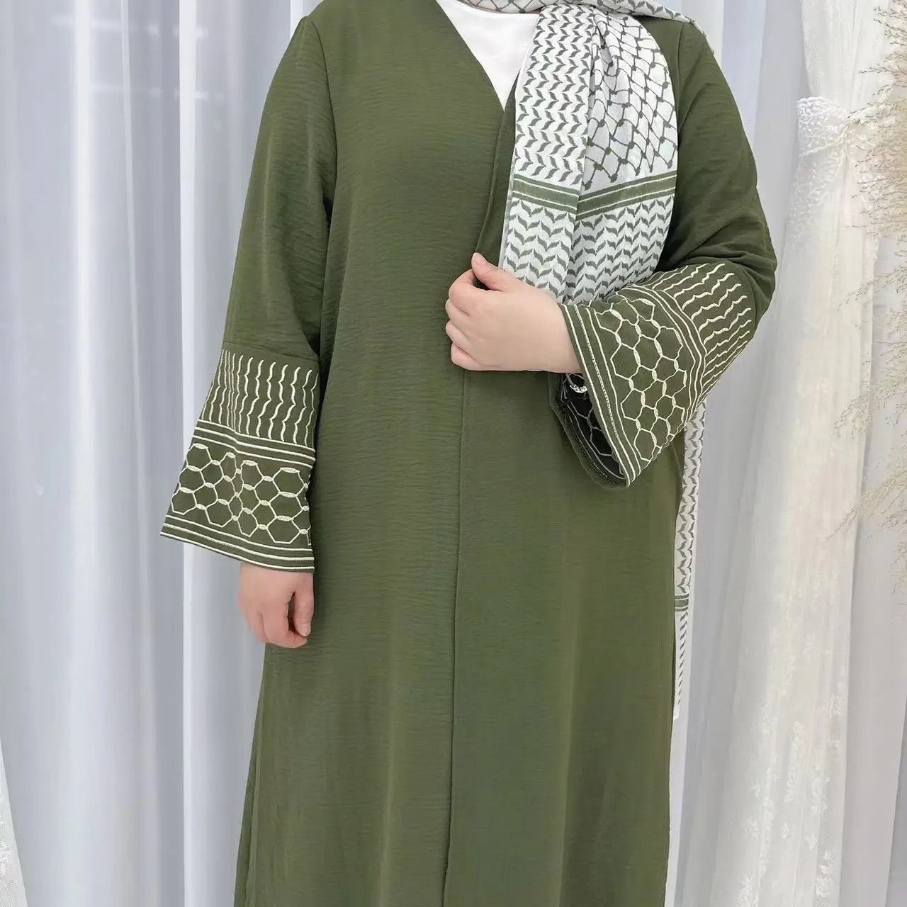 Women’s Keffiyeh Abaya (Army Green)