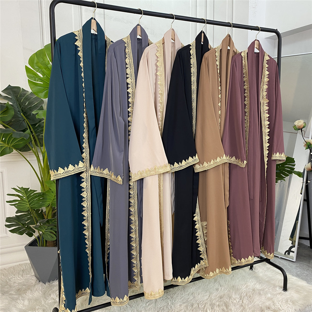 Embroidered Kaftan (Beige)