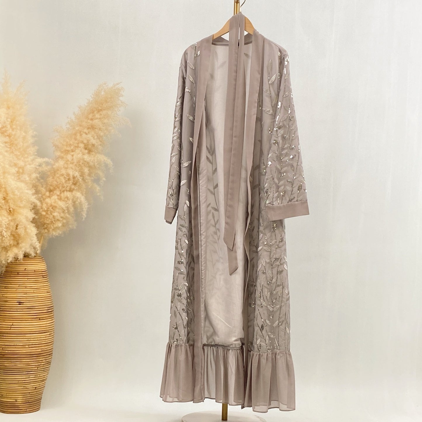 Sahar Abaya (سحر) in Grey
