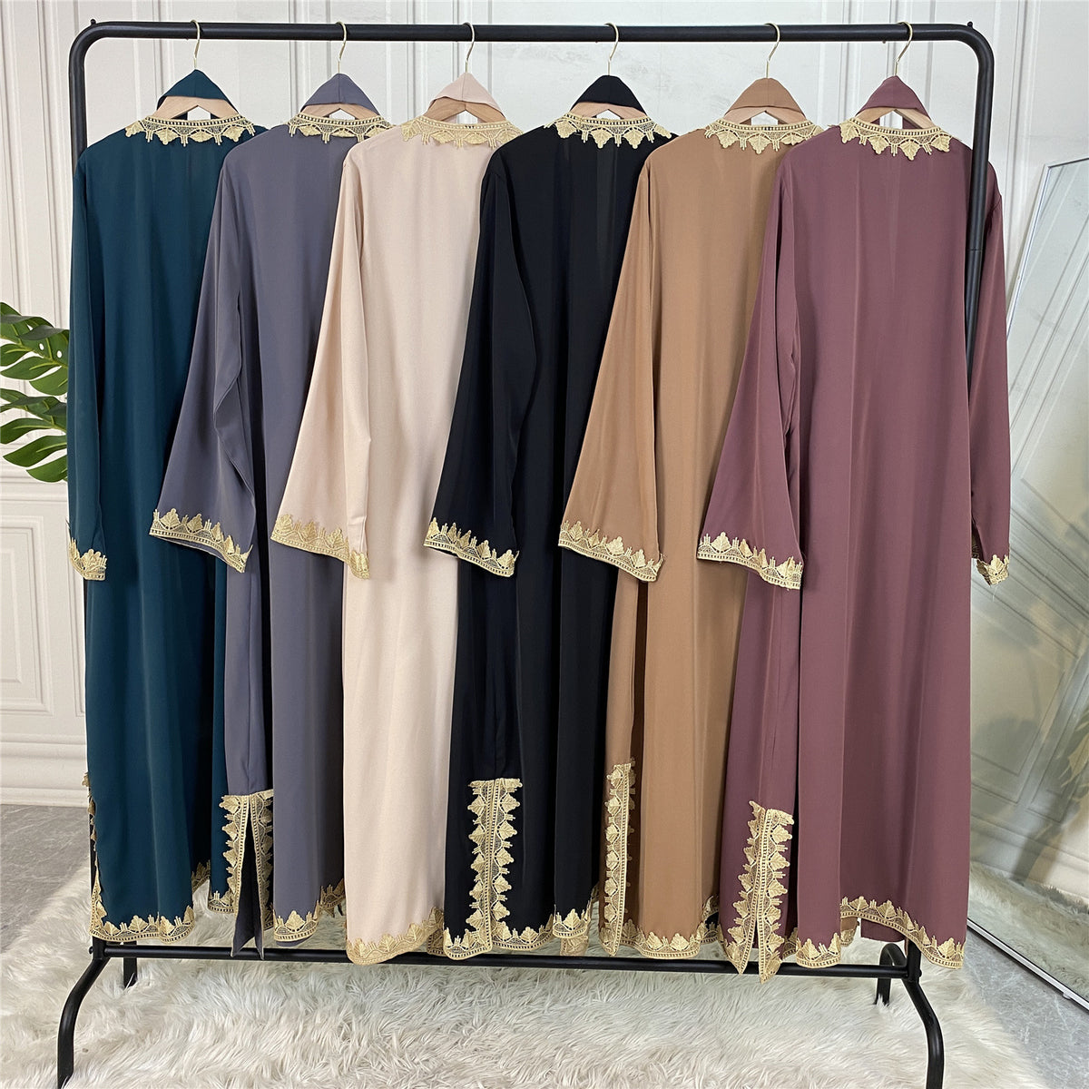 Embroidered Kaftan (Beige)