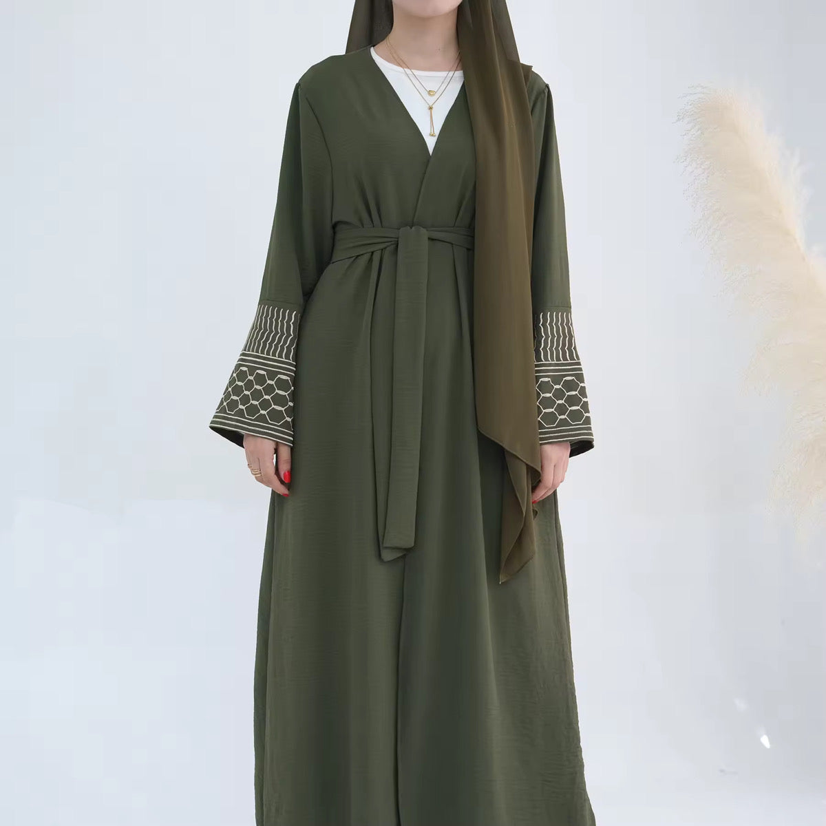 Women’s Keffiyeh Abaya (Army Green)