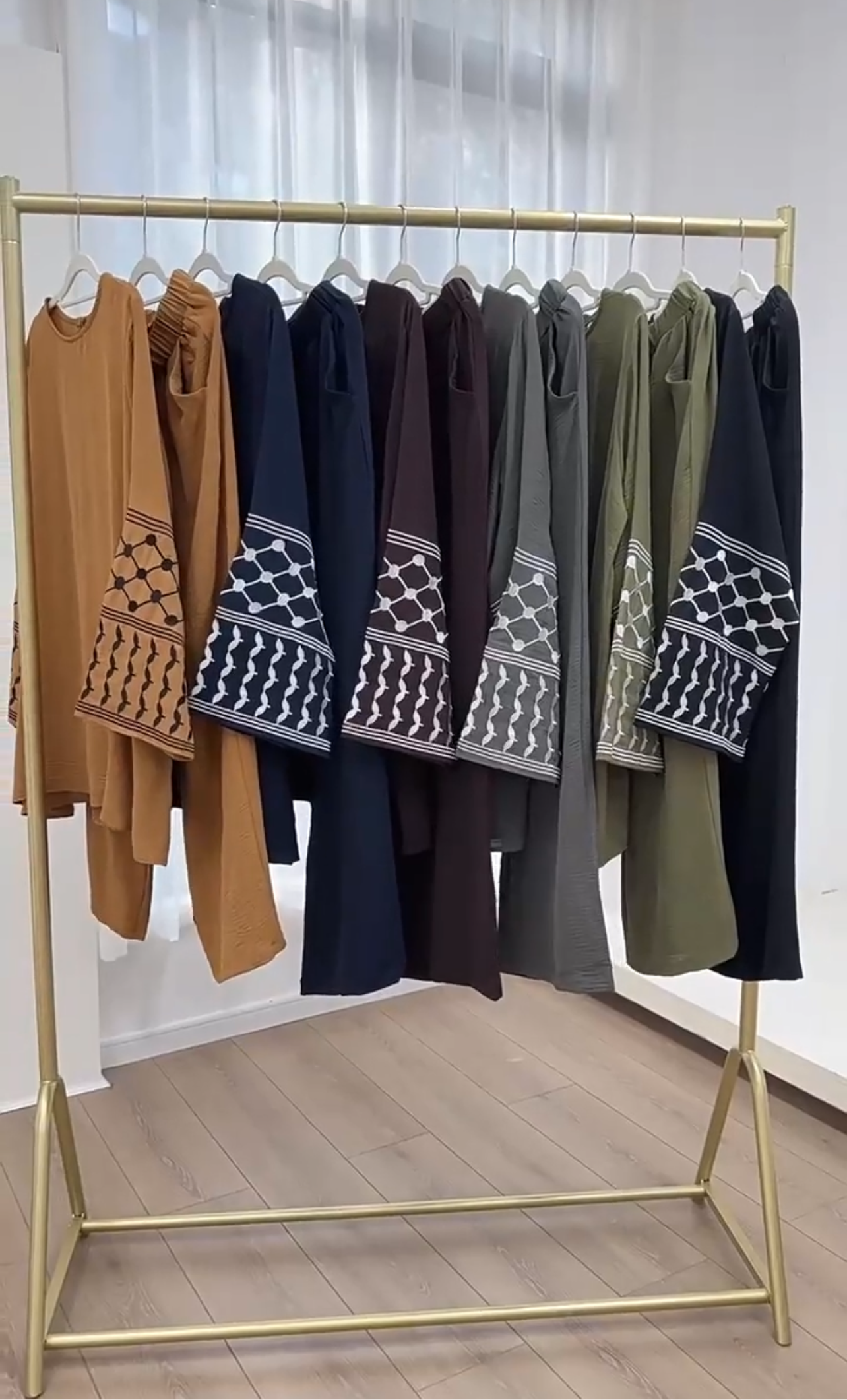 Two Piece Kefiyyeh Set