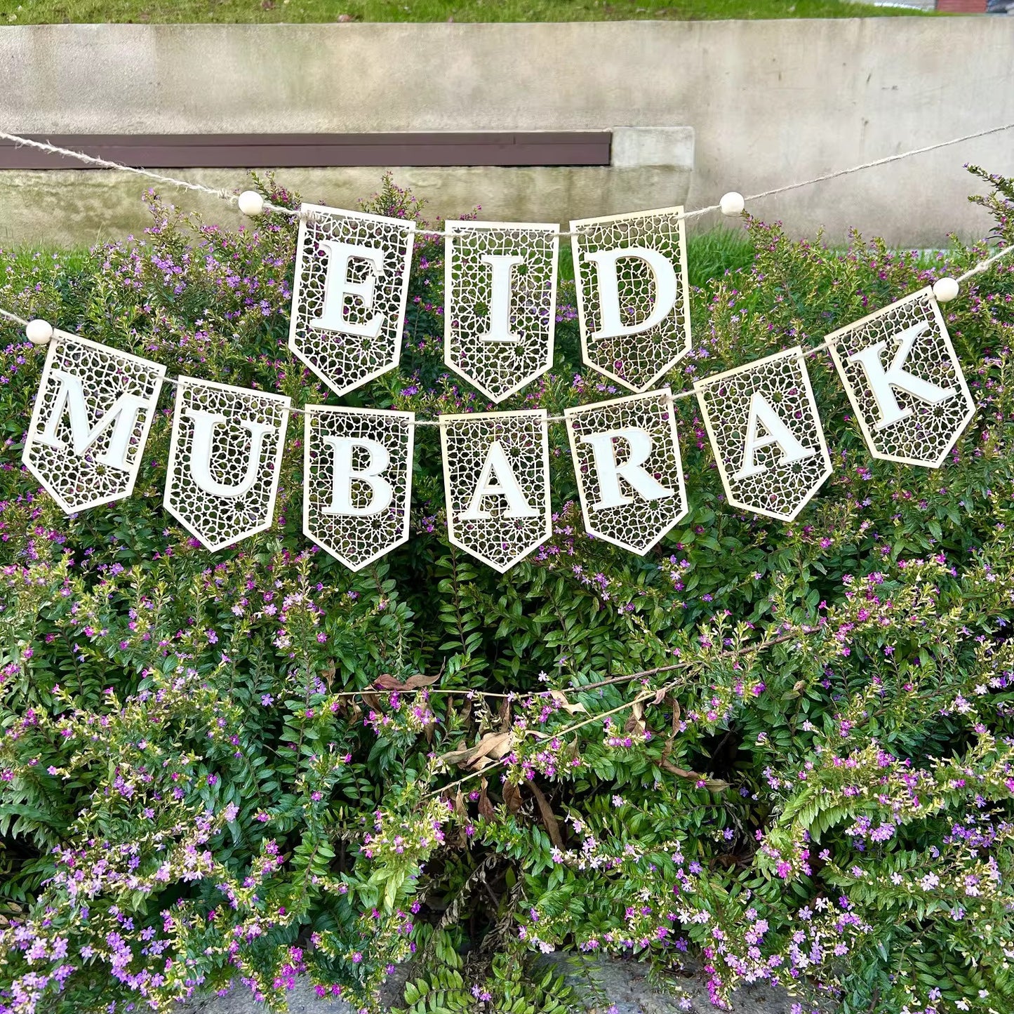 Bohemian Style Wooden Ramadan Mubarak/Eid Mubarak Banner