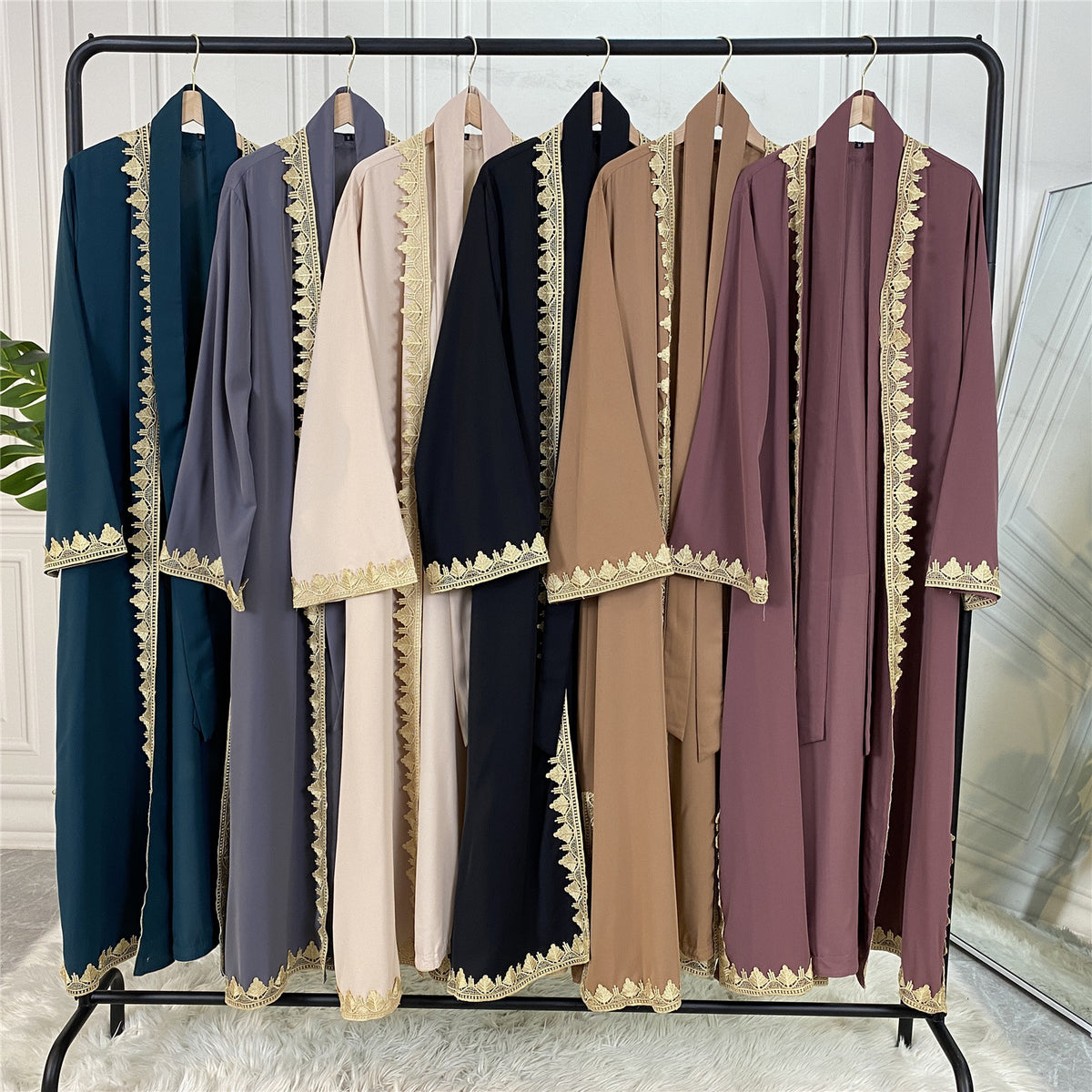 Embroidered Kaftan (Beige)