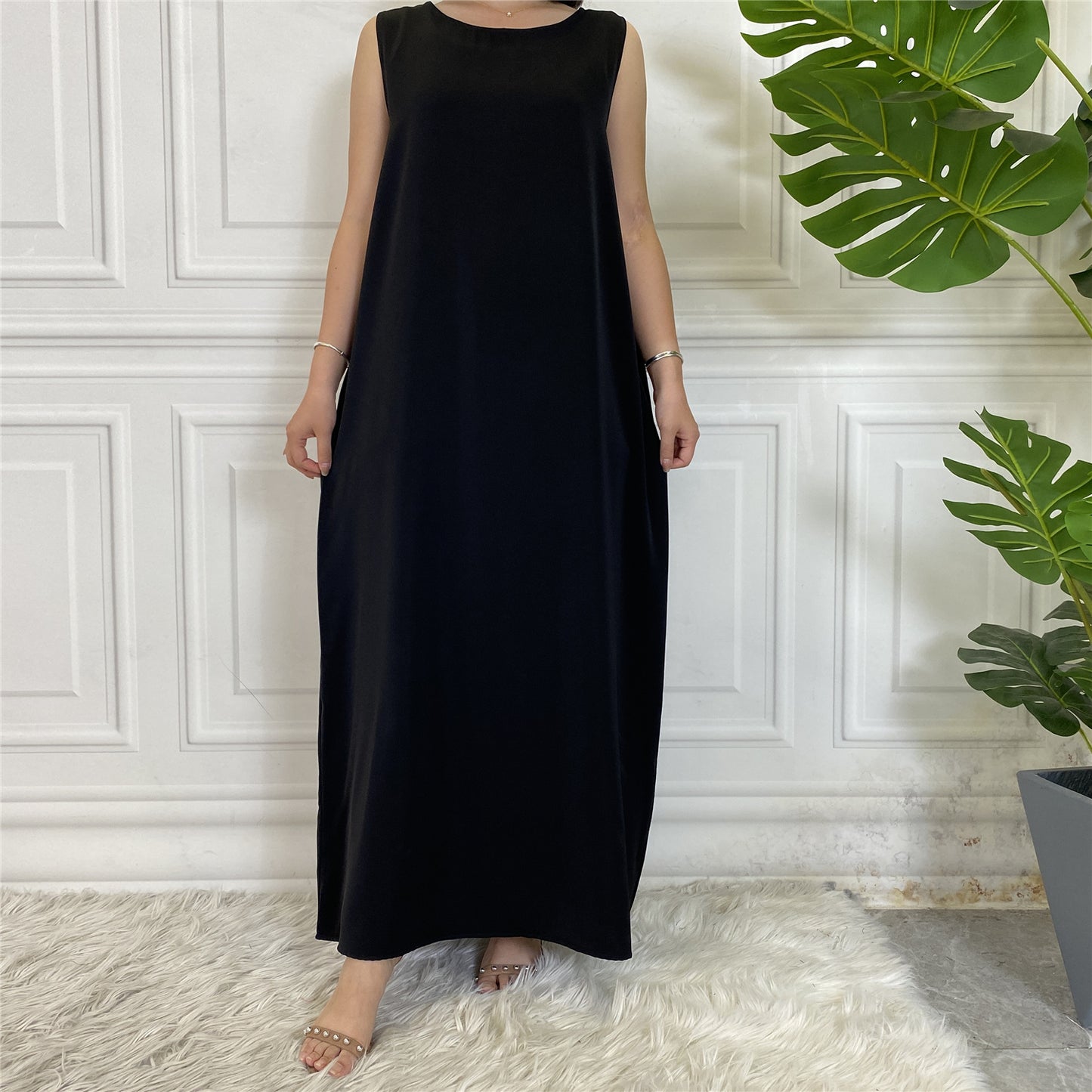 Sleeveless Inner Dress (Black)